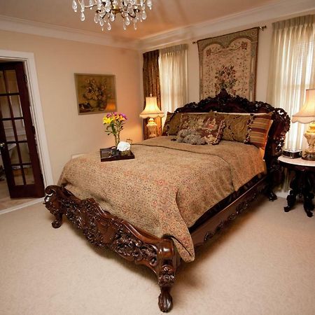 הרטפורד Westphal Mansion Inn Bed & Breakfast מראה חיצוני תמונה