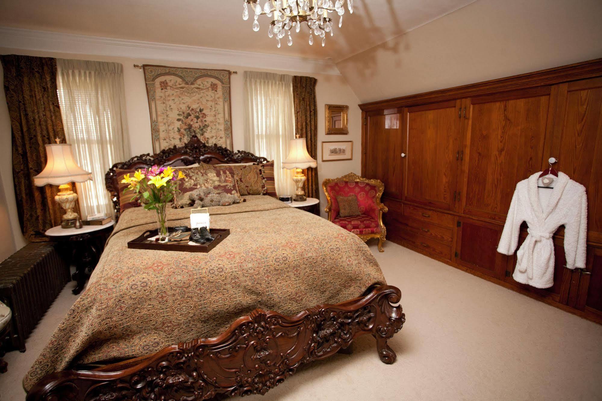 הרטפורד Westphal Mansion Inn Bed & Breakfast מראה חיצוני תמונה