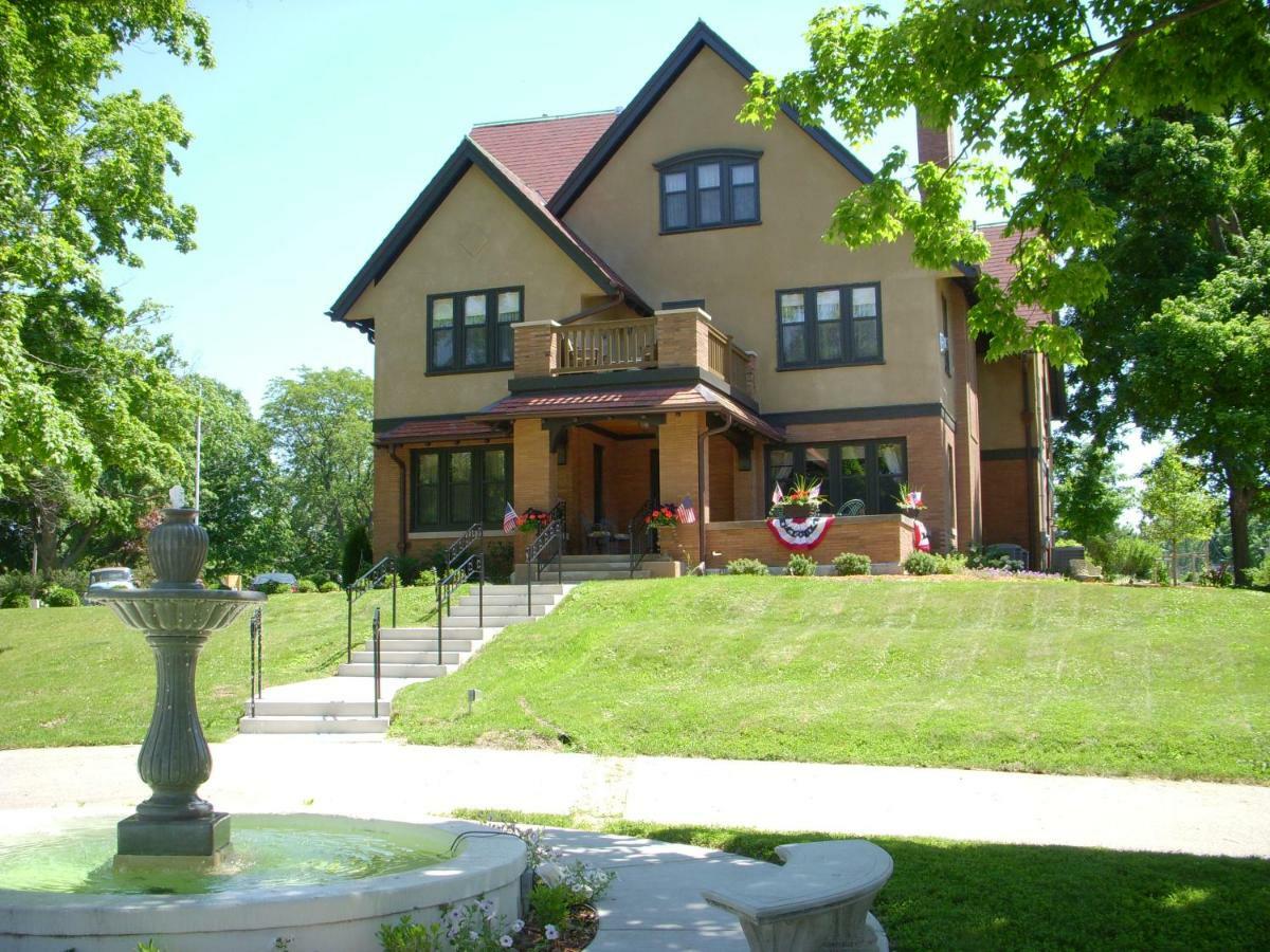 הרטפורד Westphal Mansion Inn Bed & Breakfast מראה חיצוני תמונה